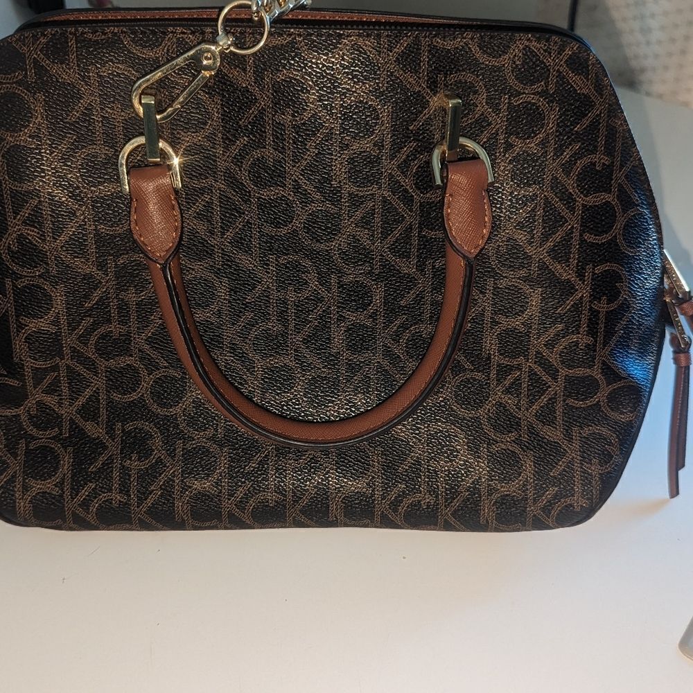 CALVIN KLEIN HAYDEN STYLE CROSSBODY BAG ITS A BEAUTY ♥️ - Picture 6 of 11